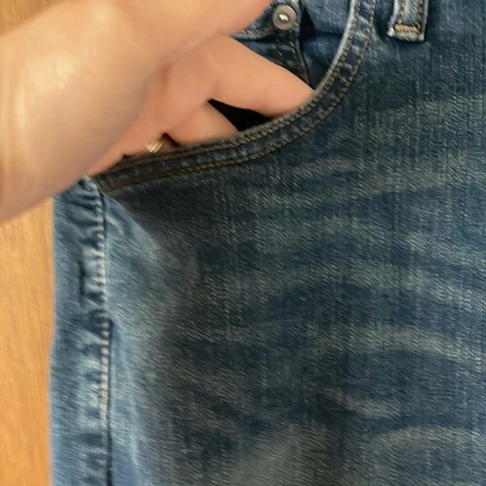 size 30x30 Levi’s Strauss bootcut medium wash jeans